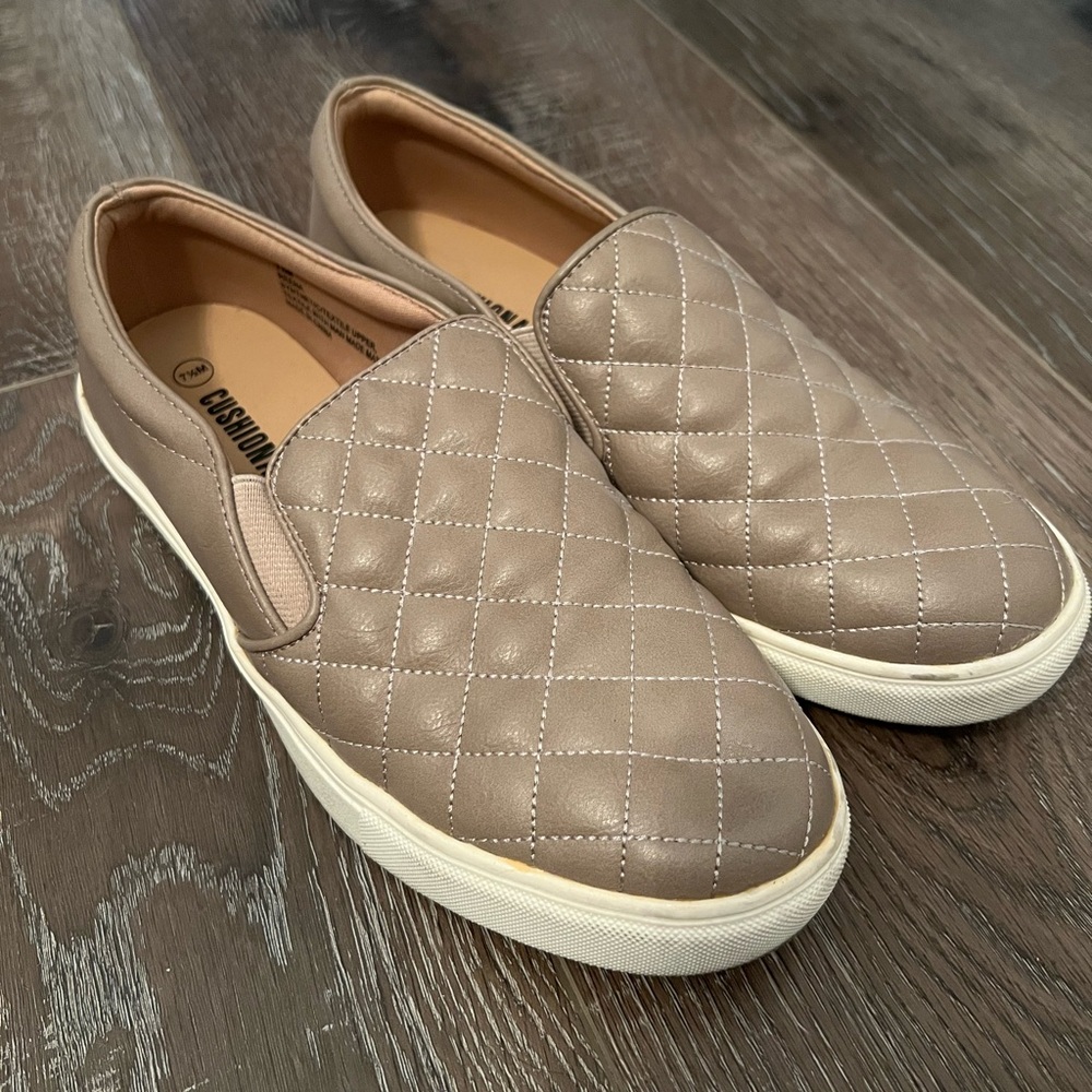 Quilted Flats